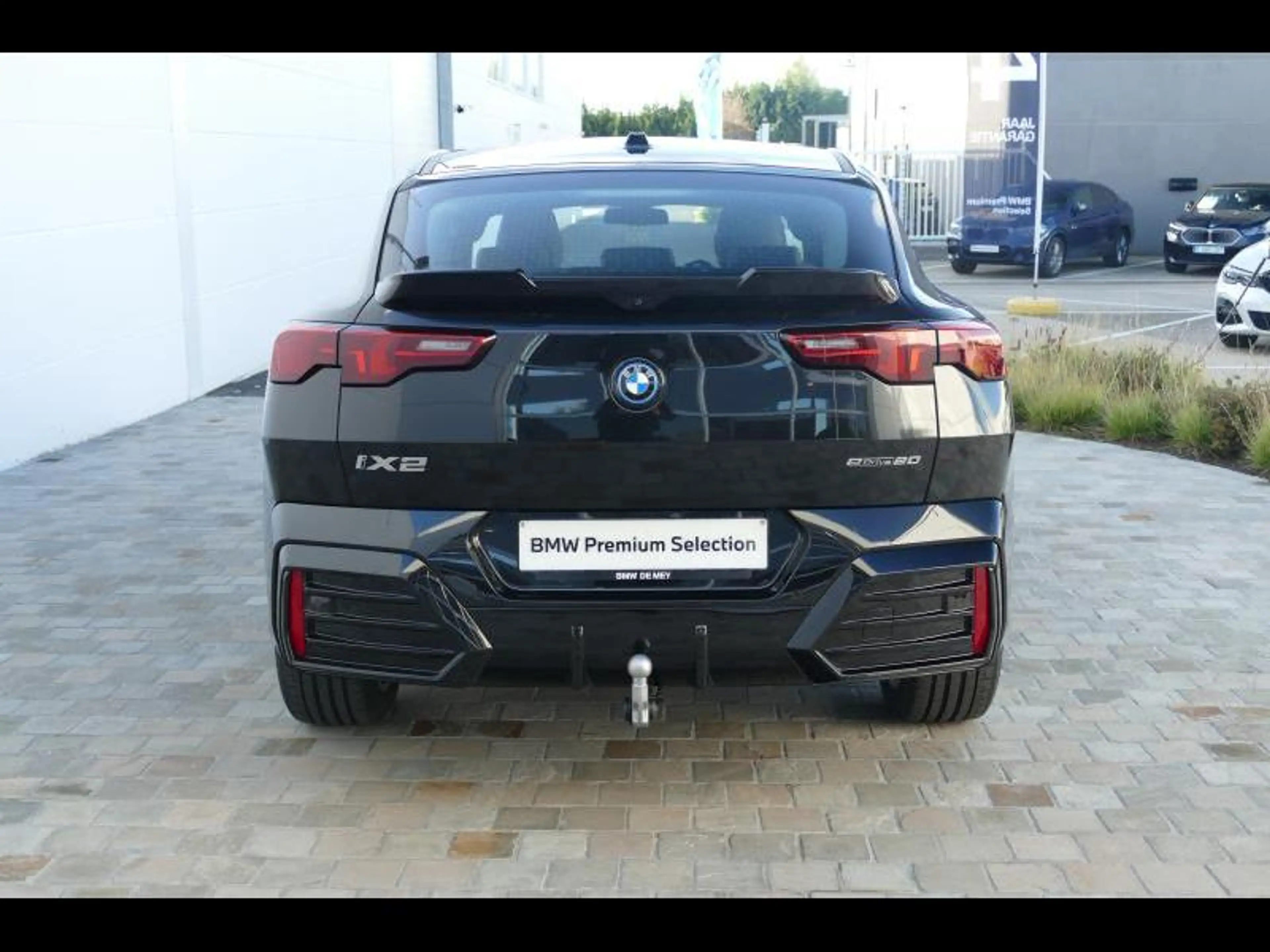 BMW iX2 M Sport Pack Pro — photo 12