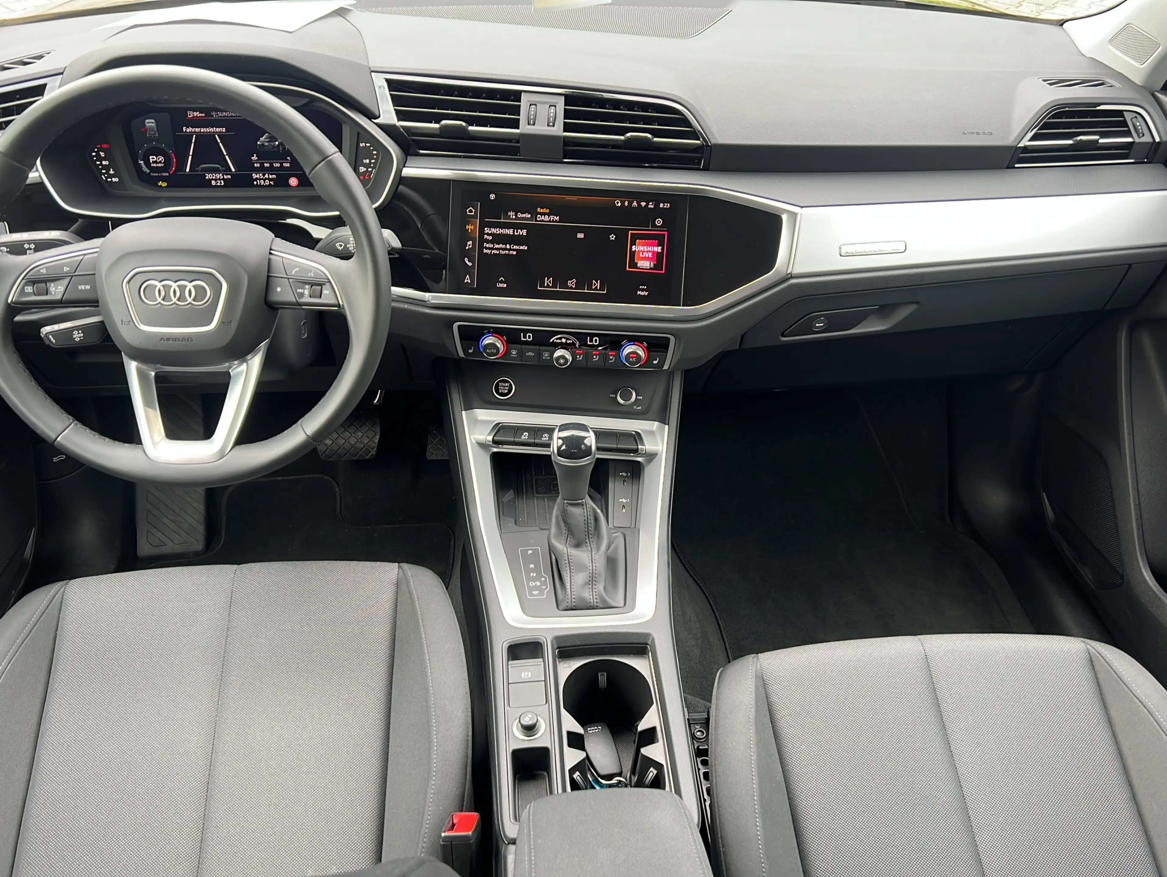 Audi Q3 40 TFSI quattro*Pano*SideAss — photo 3