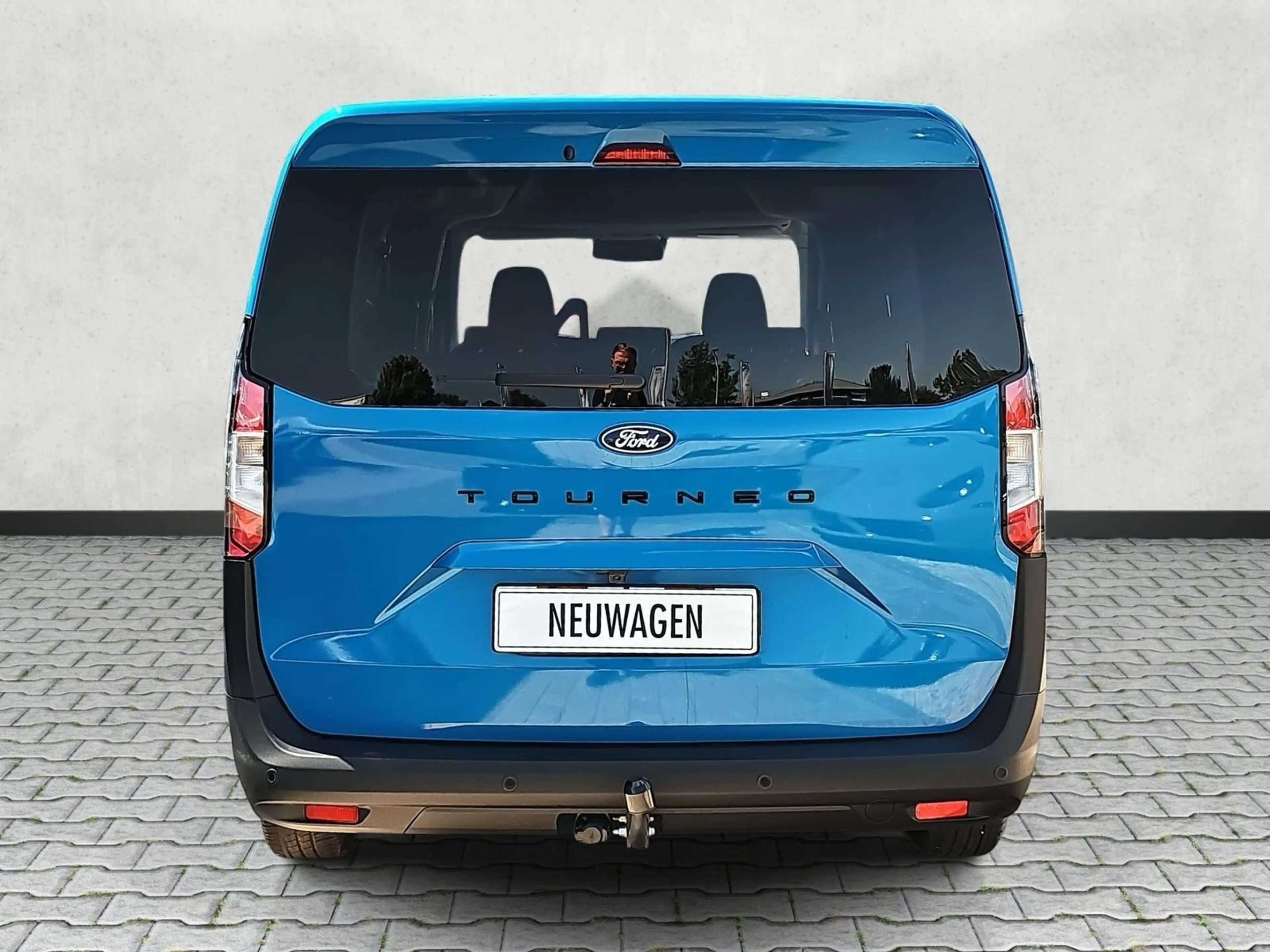 Ford Tourneo Courier Trend 1.0 EB 5JGar Kamera AHK 92 kW (125 PS), S... — photo 6