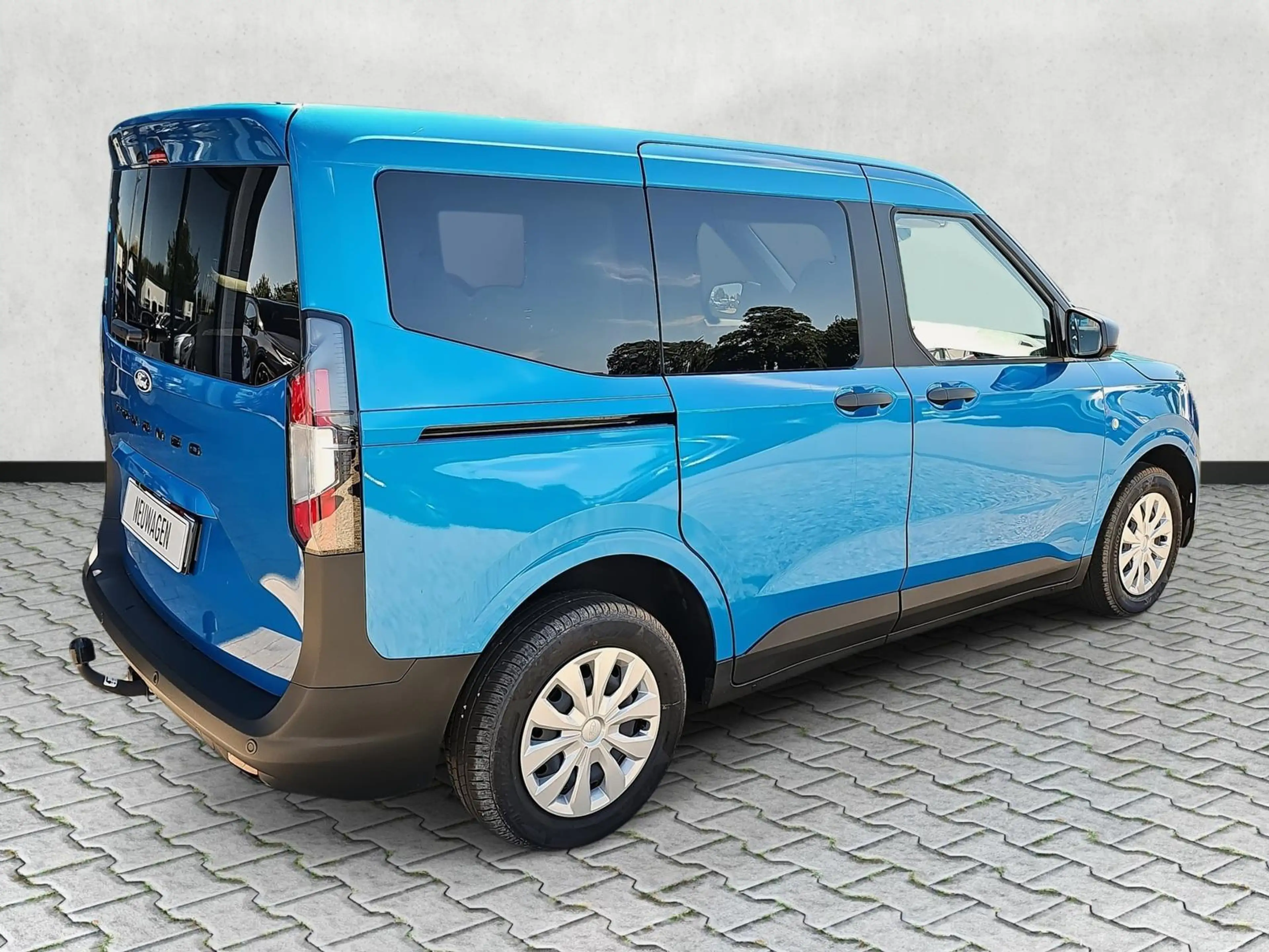 Ford Tourneo Courier Trend 1.0 EB 5JGar Kamera AHK 92 kW (125 PS), S... — photo 7