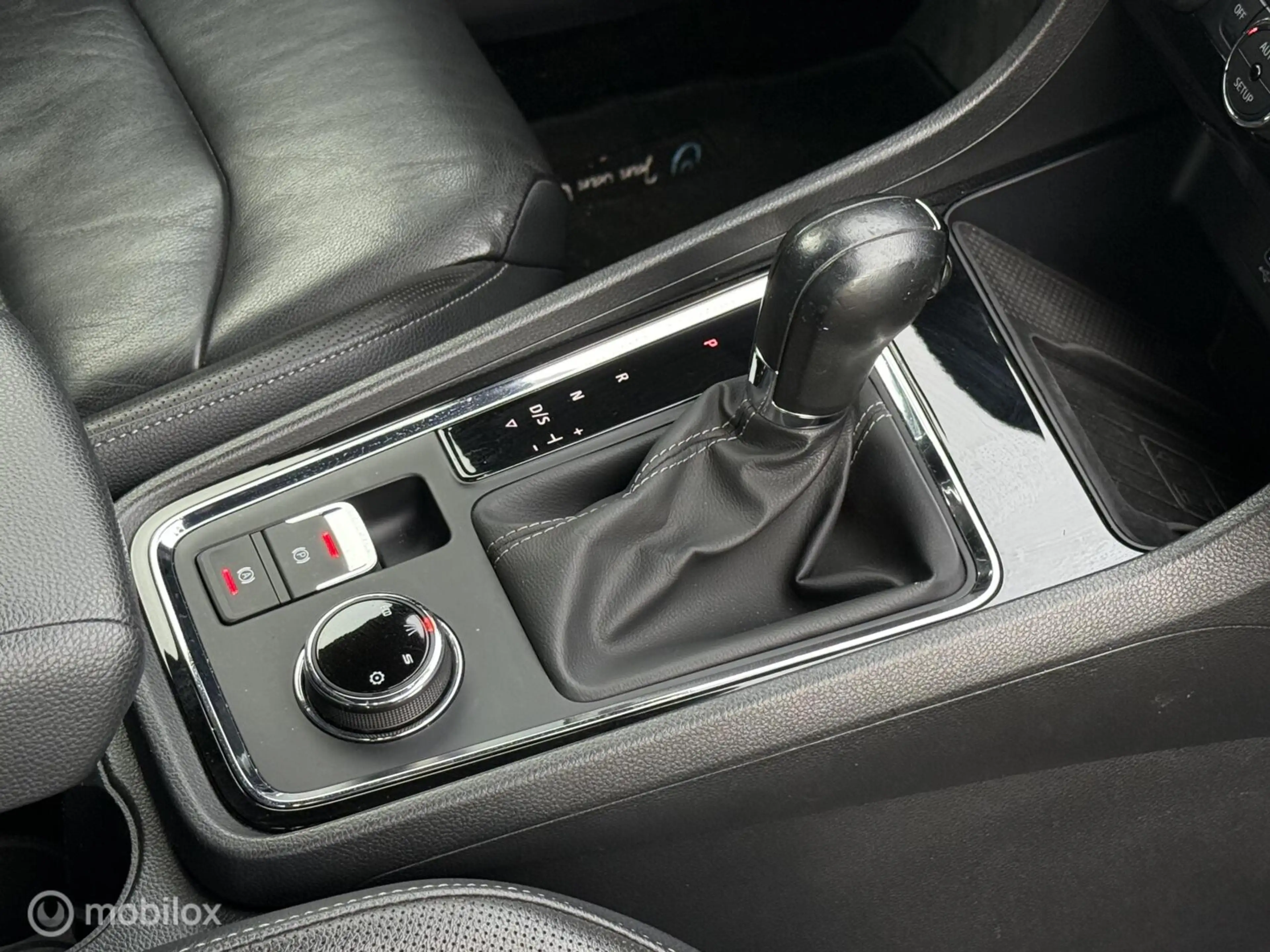 SEAT Ateca 1.5 TSI Xcellence DSG|360|Trekhaak|Digital Dash — photo 9