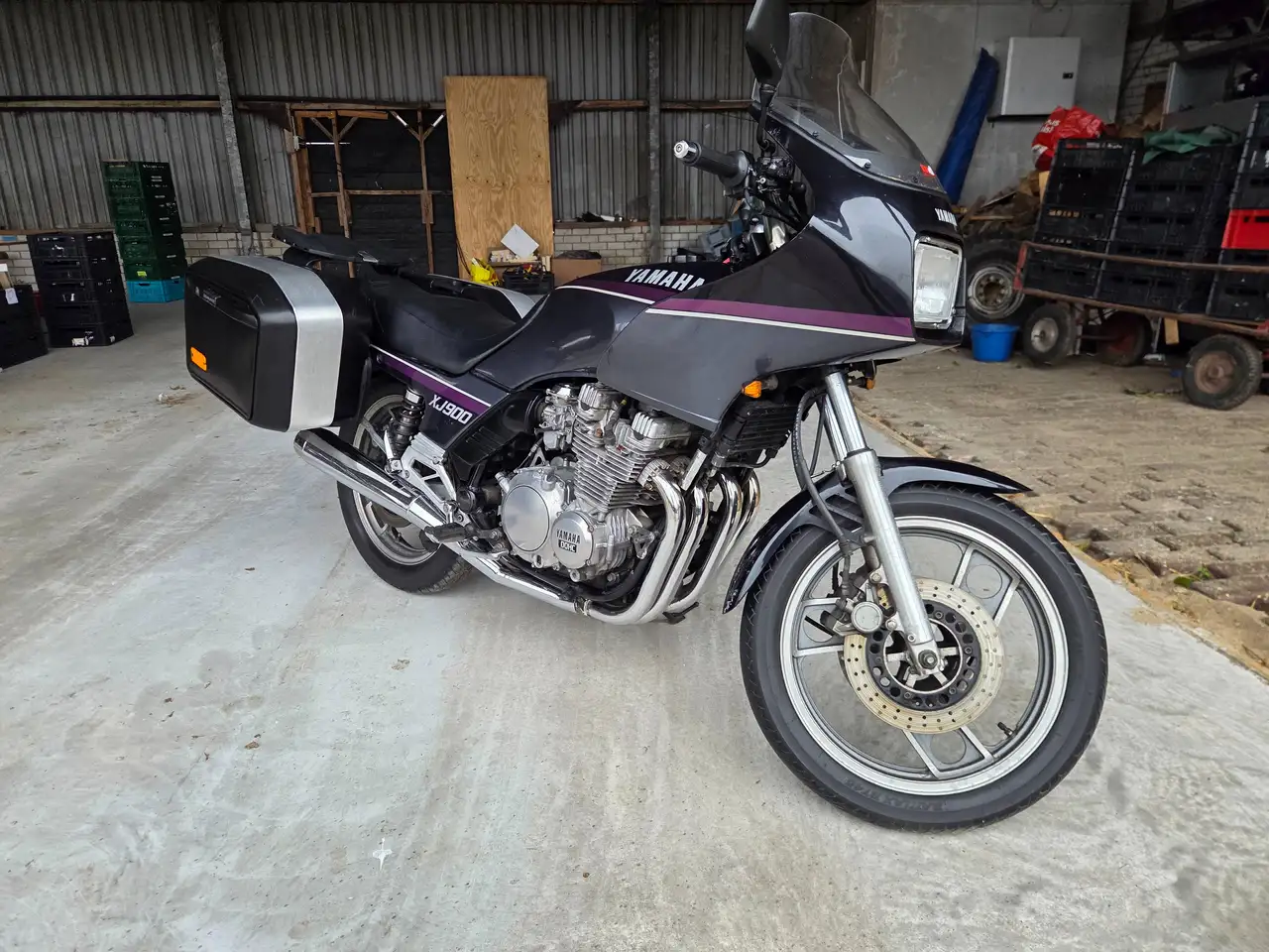 Yamaha XJ 900