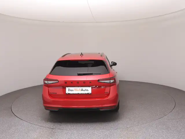 Skoda Superb view 6