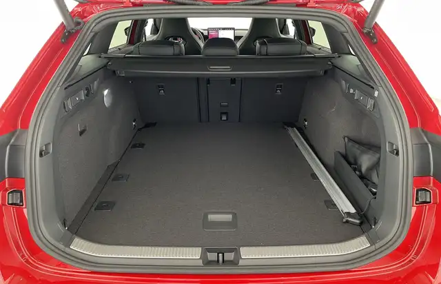 Skoda Superb view 7