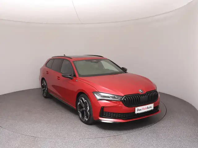 Skoda Superb view 2