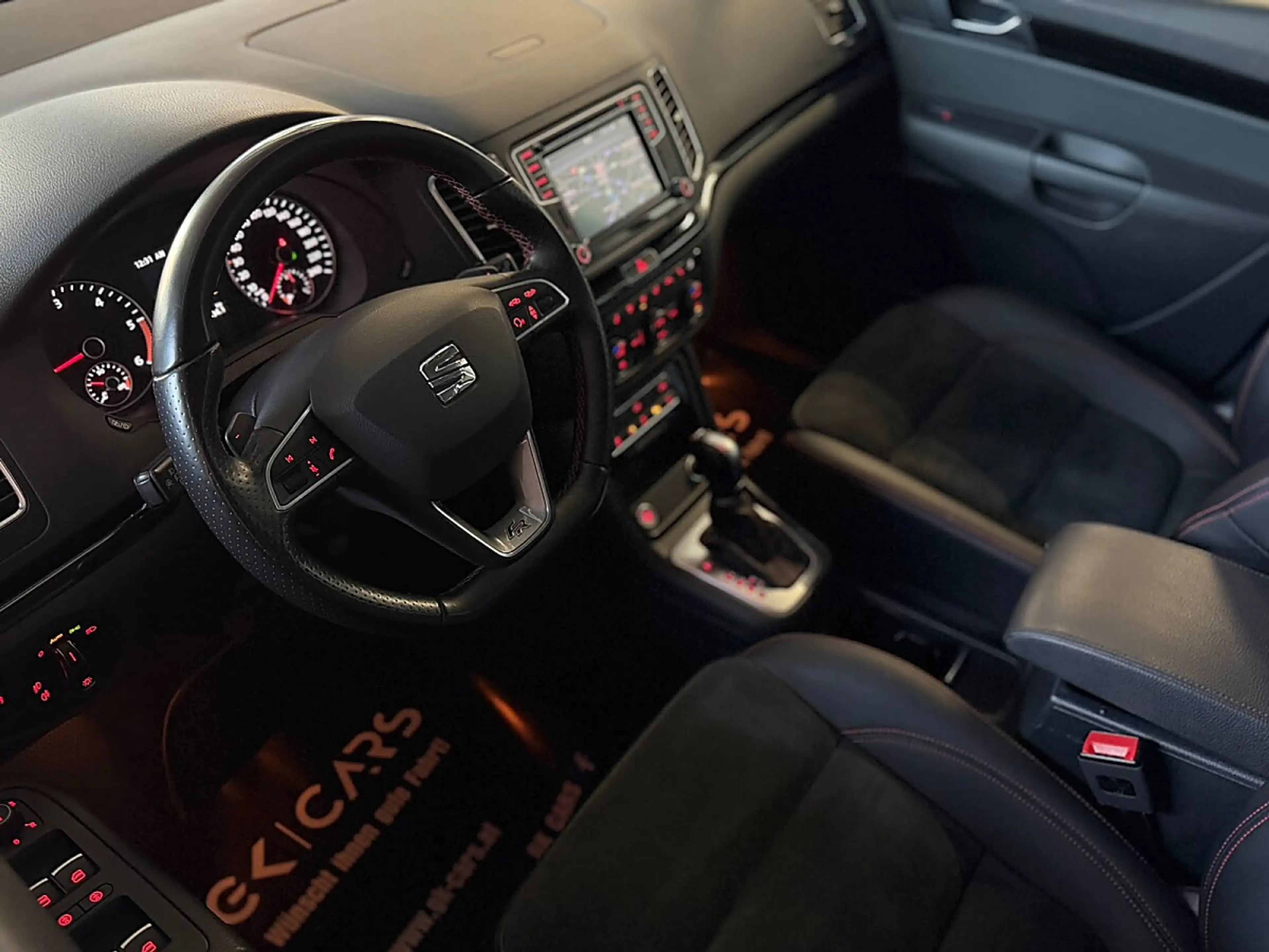 SEAT Alhambra FR 2,0 TDI DSG /ALLRAD/7-SITZER/AHK — photo 7