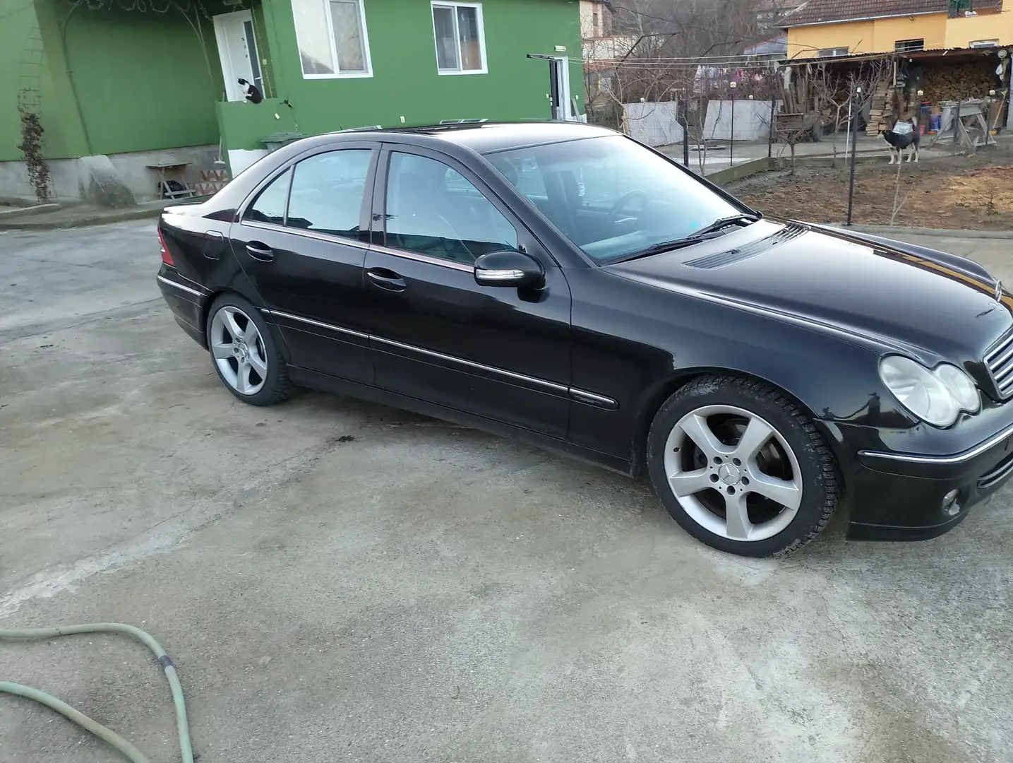 Mercedes-Benz 220 full - 1