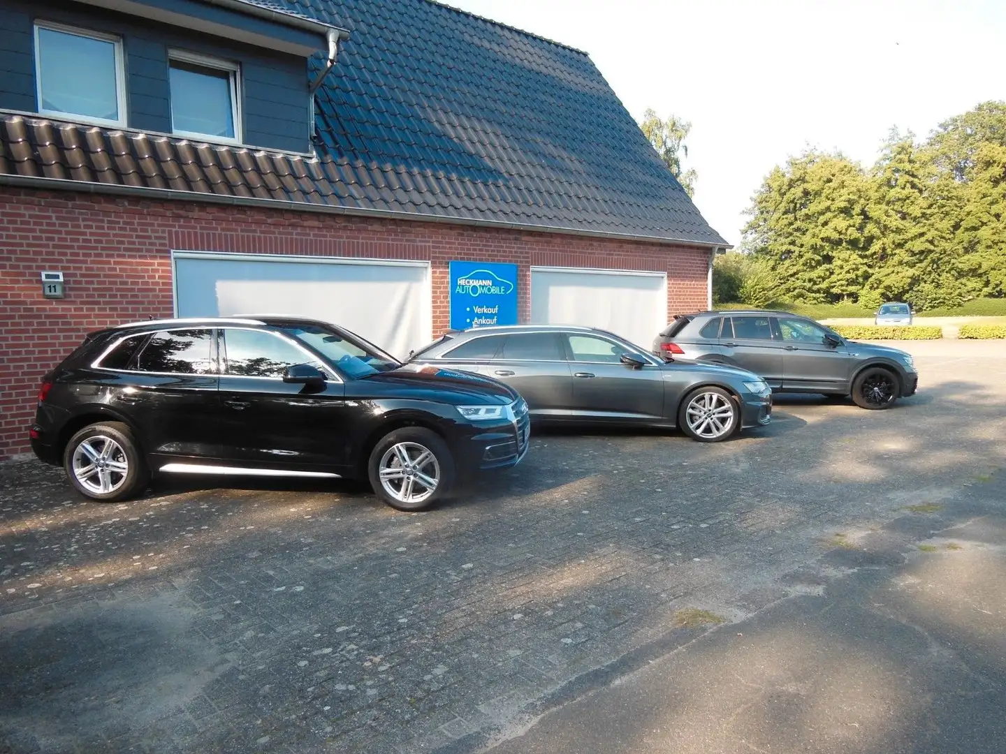 SEAT Arona Xcellence TSI DSG AHK/R-KAM/NAV/ACC/KESSY Weiß - 1