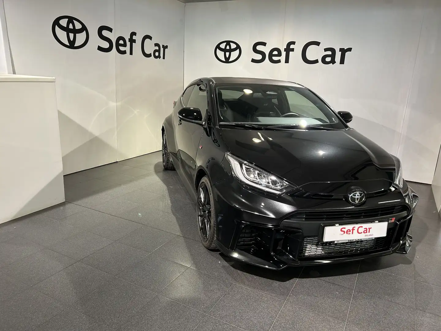 Toyota Yaris 1.6 Turbo 3 porte GR  Circuit DAT +  CERCHI IN LE - 2