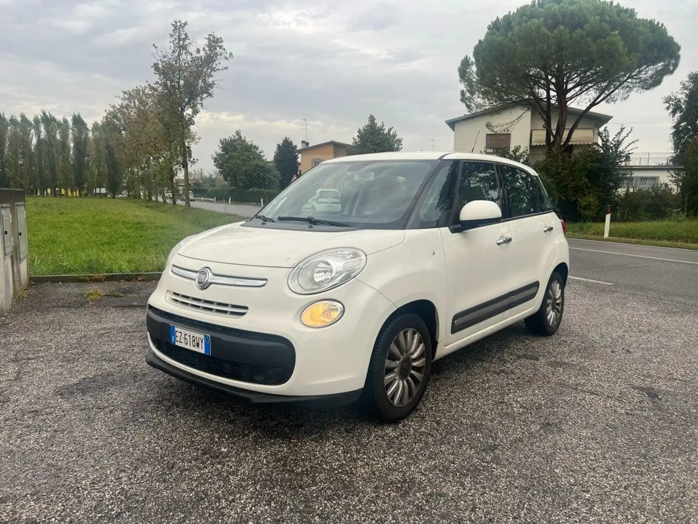 Fiat 500L 1.6 Multijet 120 CV Bianco - 1
