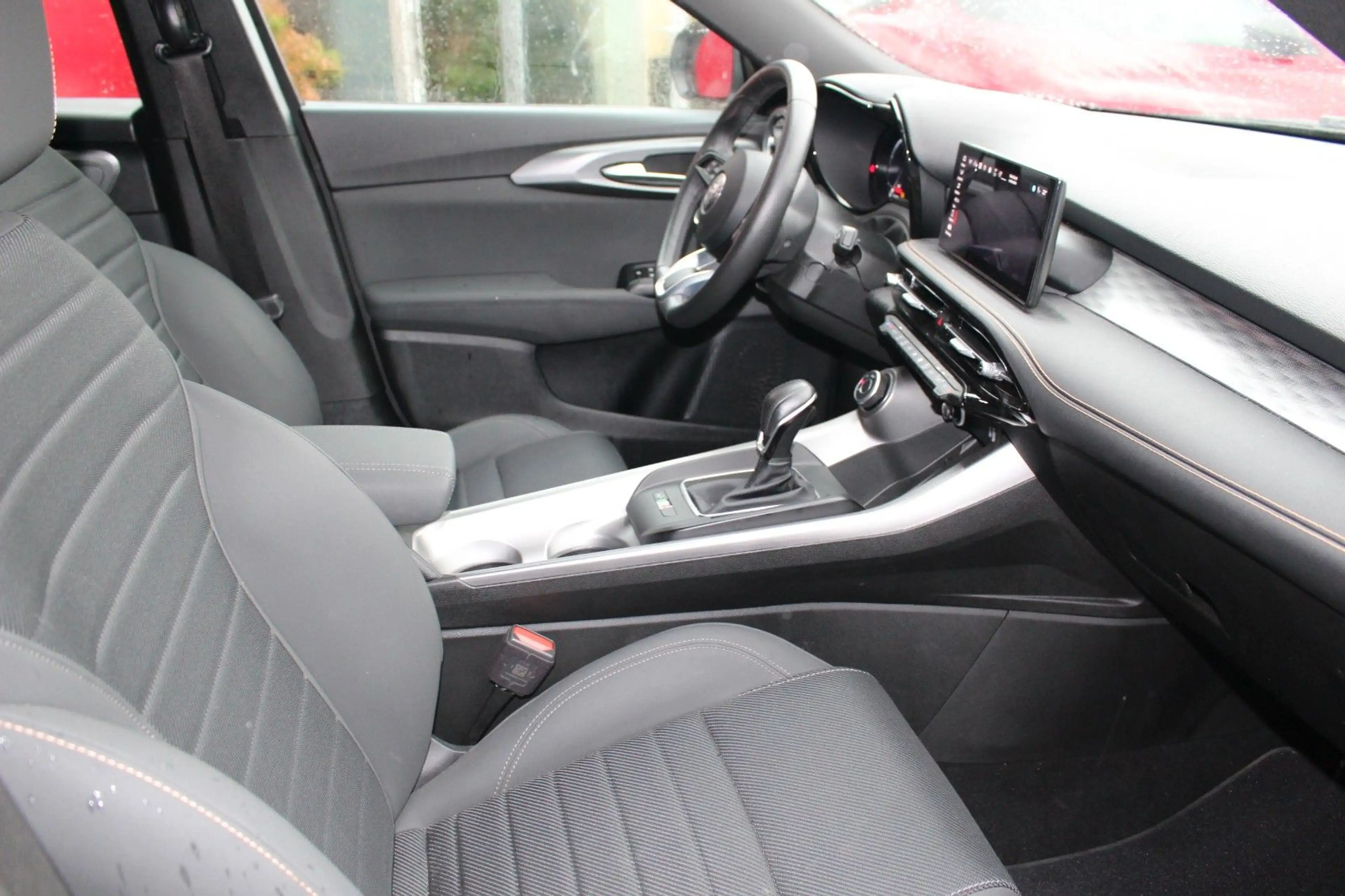 Alfa Romeo Tonale Ti  Kamera/SHZ/Matrix-LED — photo 6