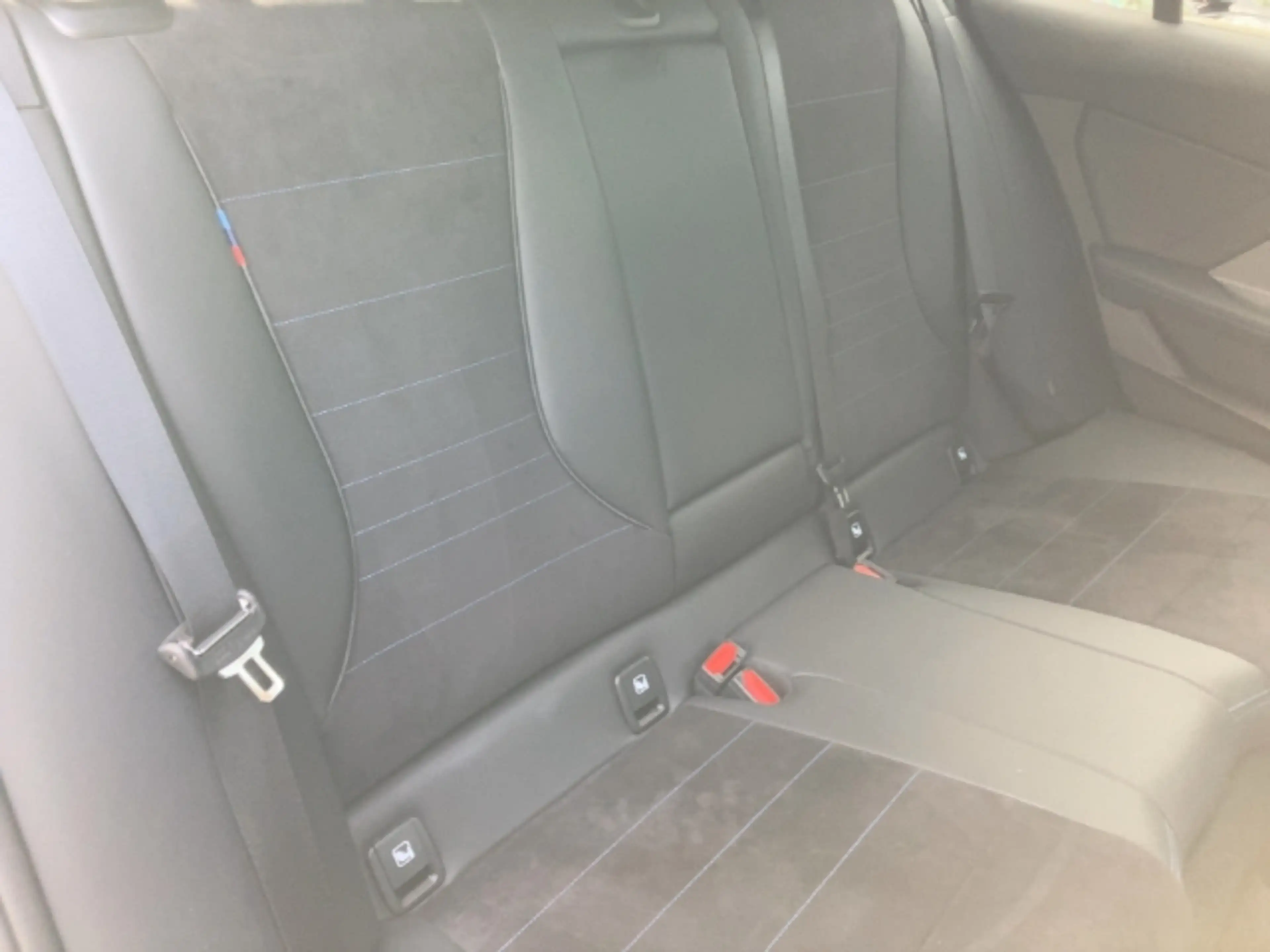 BMW 120 Limousine Sportpaket AD AHK-abnehmbar AHK Panorama — photo 7