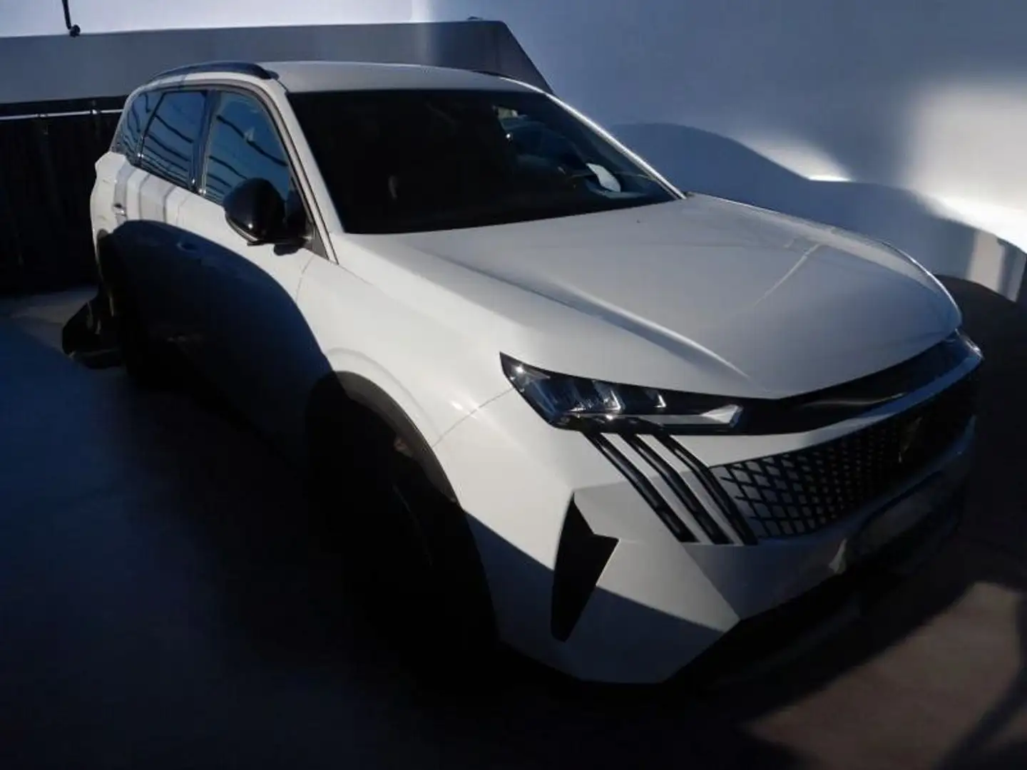 Peugeot 5008 Hybrid 145 Allure Pano-Cockp. 7 Sitz Weiß - 2