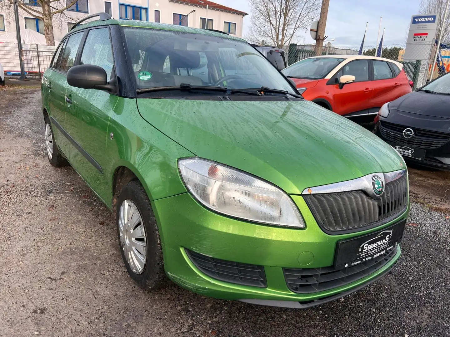 Skoda Fabia Combi 1,4 16 V Cool Edition Grün - 1