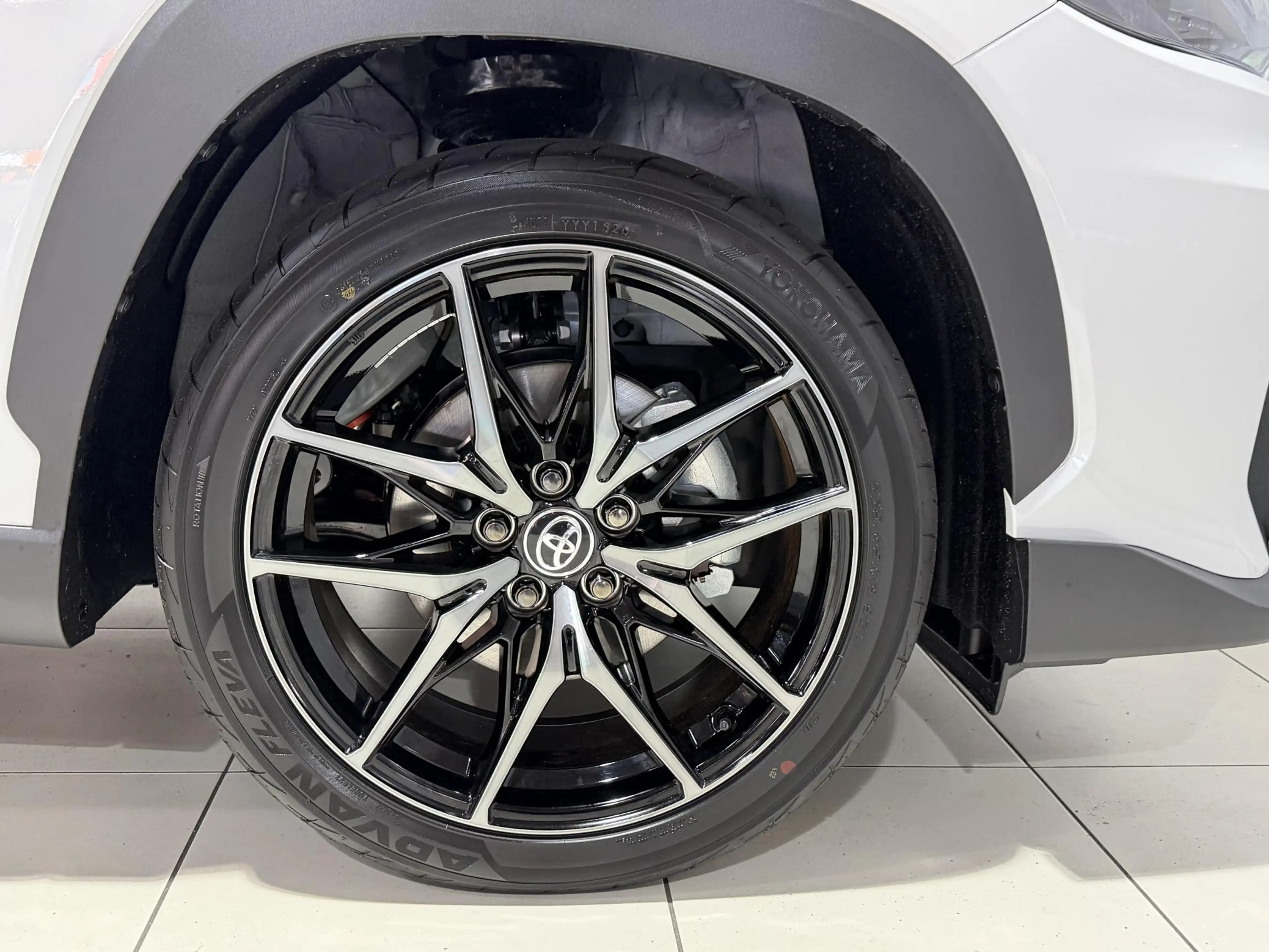 Toyota Corolla Cross Hybrid 180 GR Sport Panoramadak, JBL Geluidsysteem — photo 9