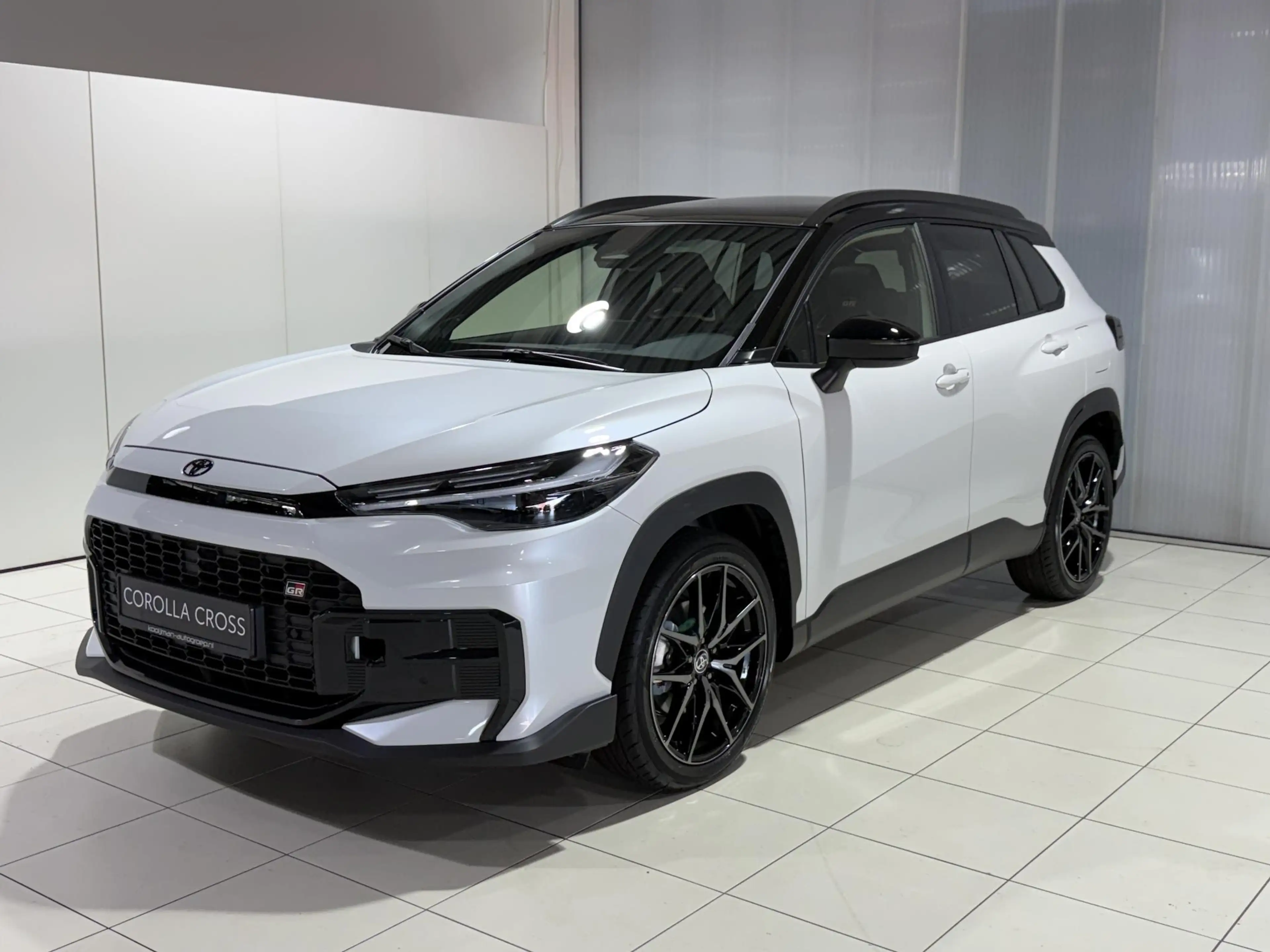 Toyota Corolla Cross Hybrid 180 GR Sport Panoramadak, JBL Geluidsysteem — photo 4