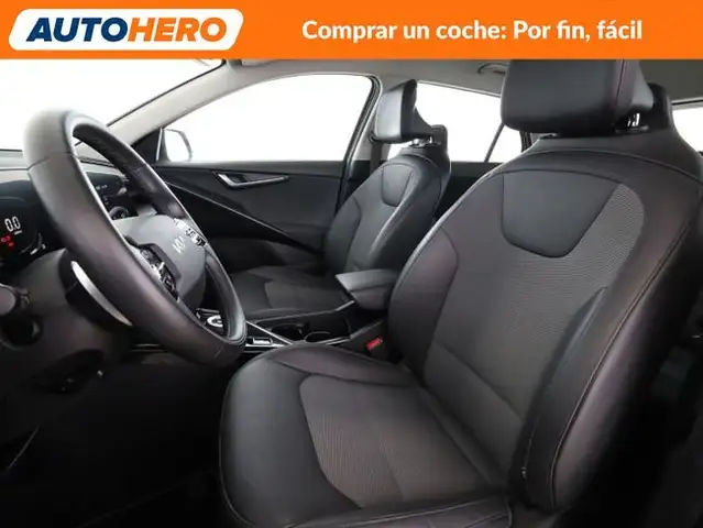 Kia Niro view 11