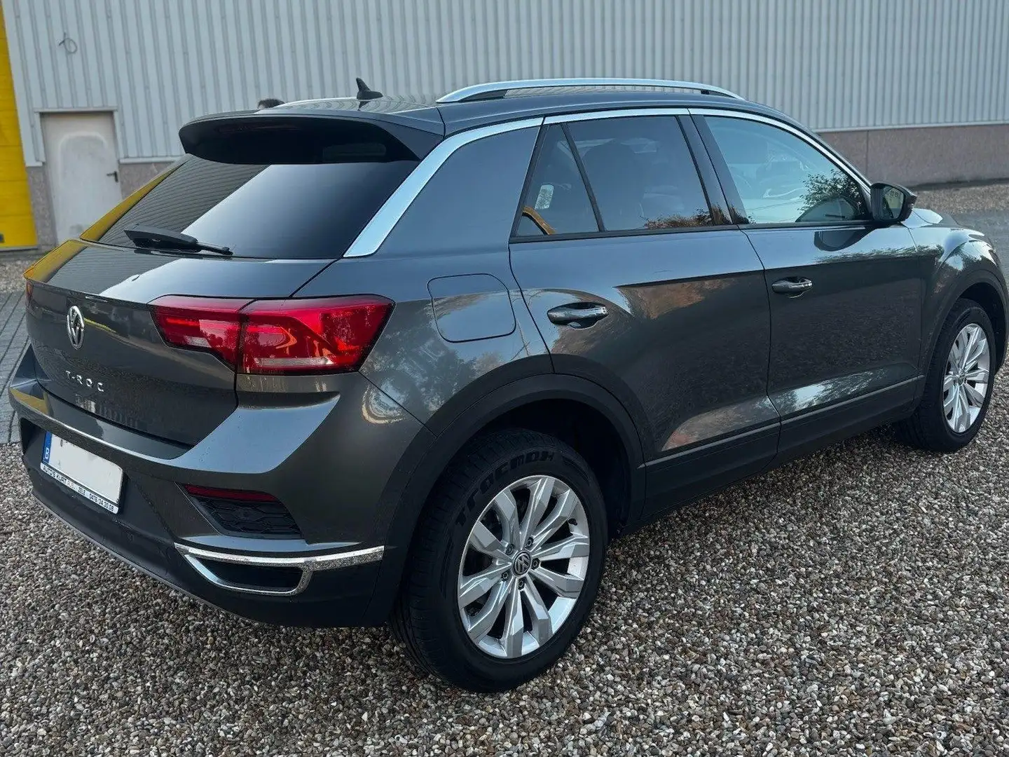 Volkswagen T-Roc T-Roc 1.6 TDi SCR | CARPLAY | PARKEERHULP |ZETELVE Grijs - 2