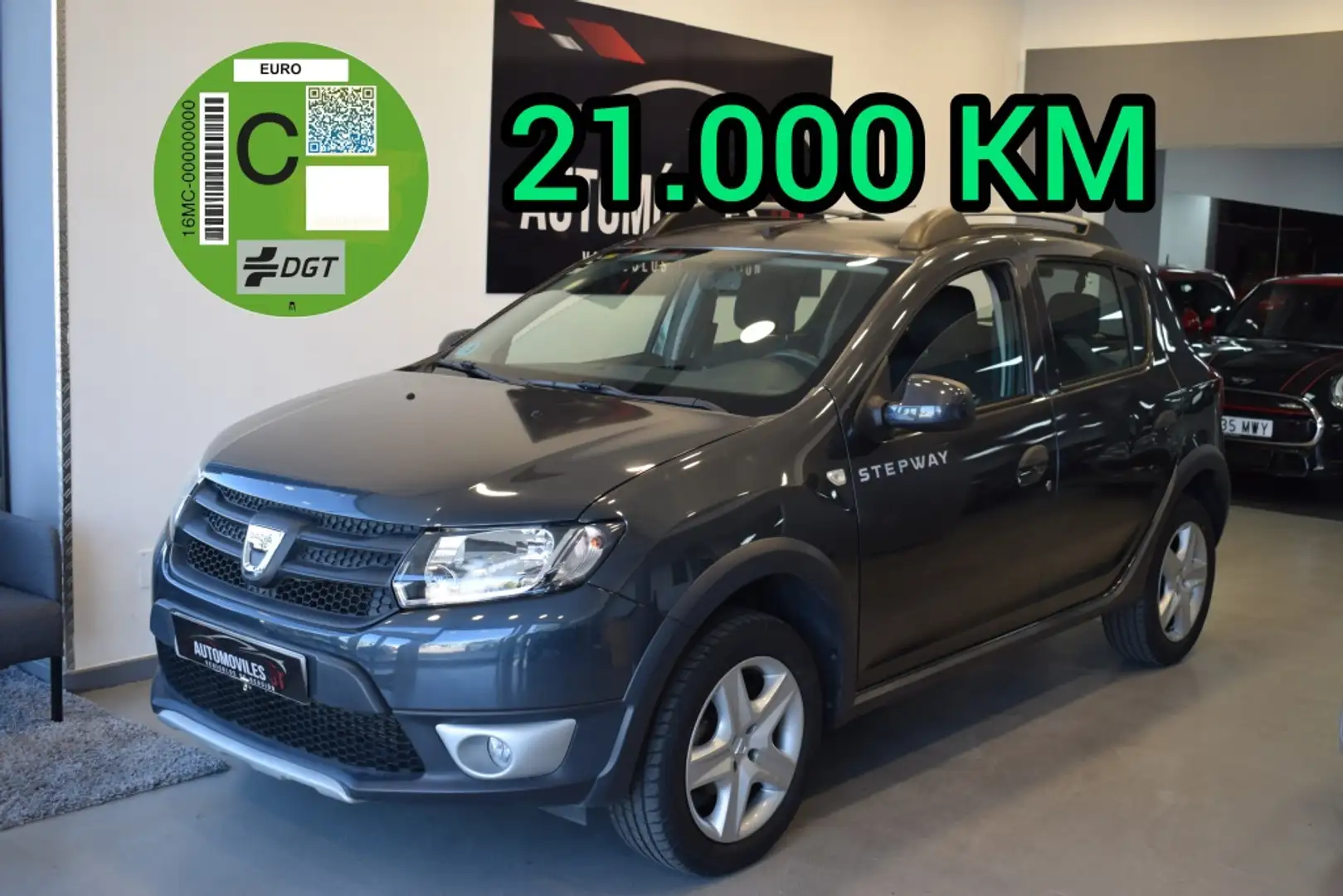 Dacia Sandero 0.9 TCE Stepway 90 - 1