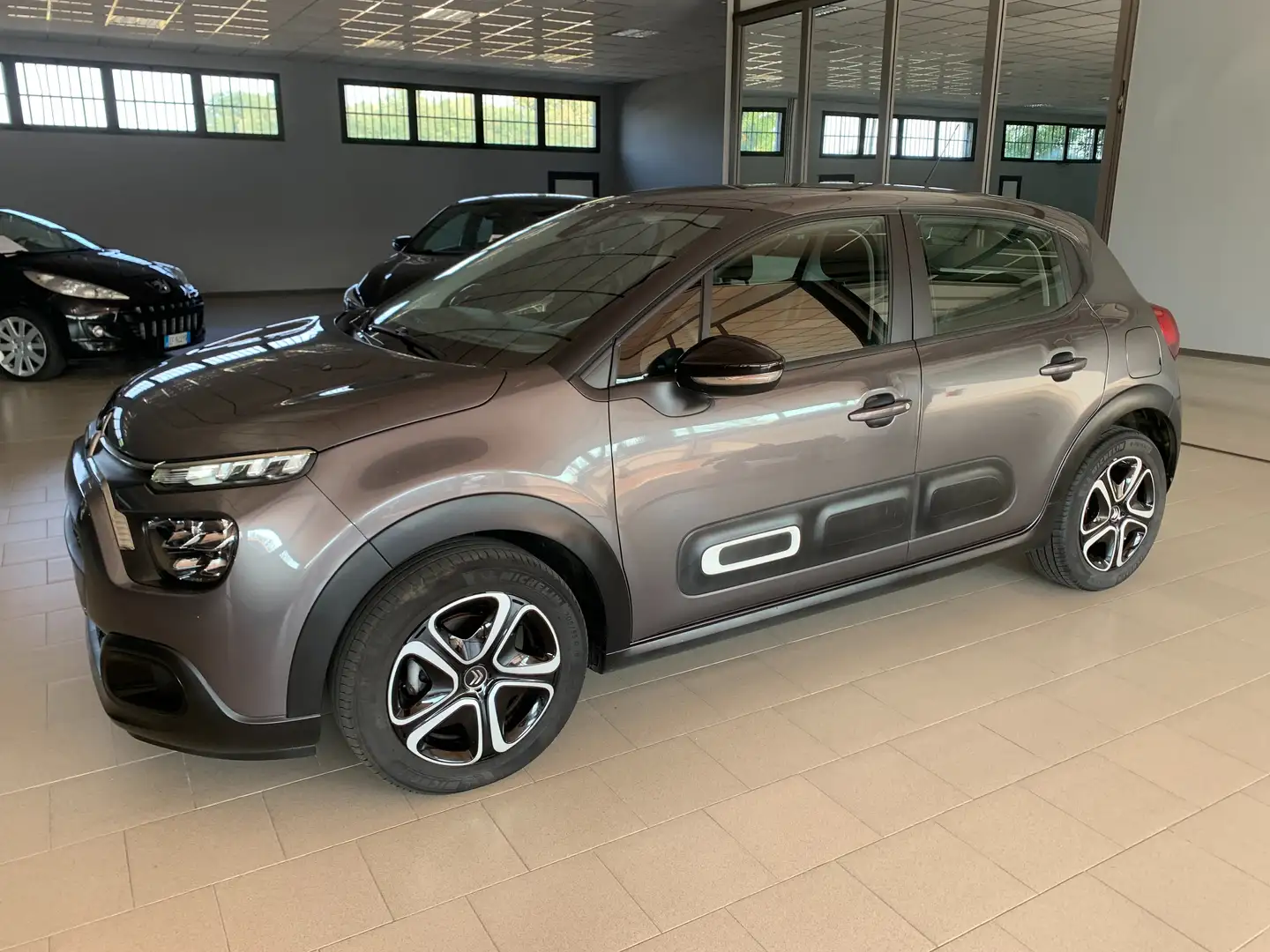 Citroen C3 C3 12 PLUS 110 CV PREZZO REALE Grau - 1