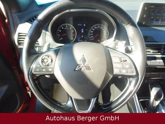 Mitsubishi Eclipse Cross view 10