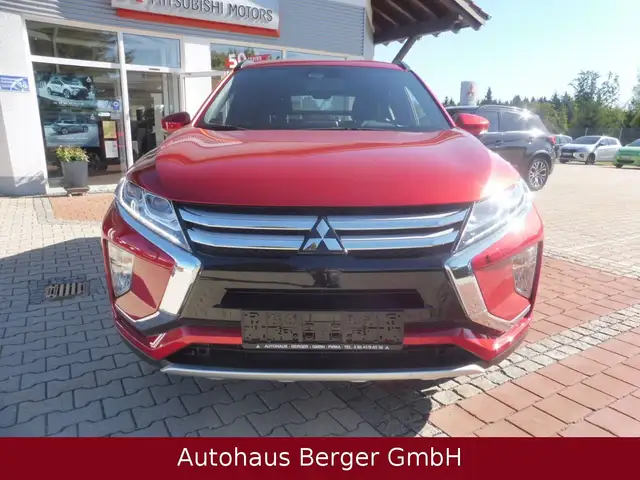Mitsubishi Eclipse Cross view 2