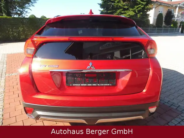 Mitsubishi Eclipse Cross view 6