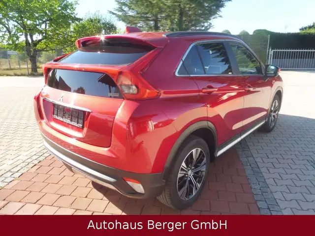 Mitsubishi Eclipse Cross view 5