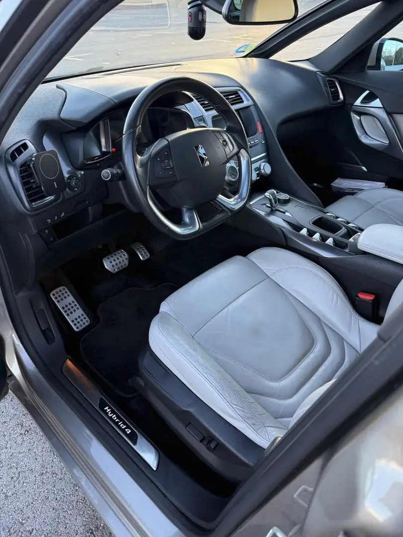 DS Automobiles DS 5 DS 5 Hybrid 4x4 Design Design Beige - 2