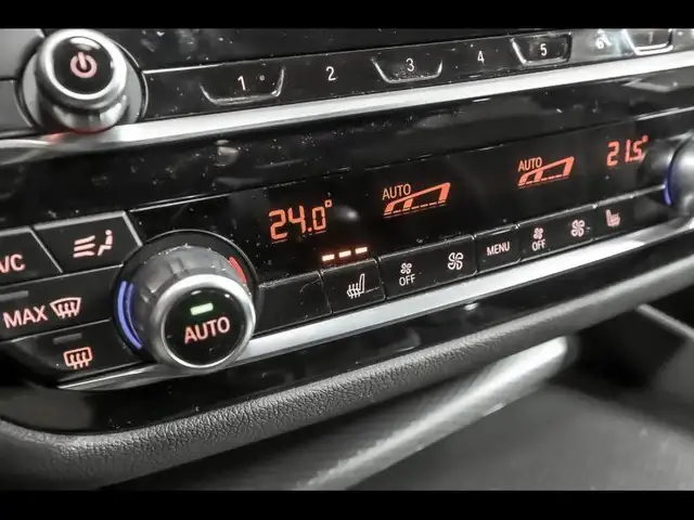 BMW 5 Series view 15