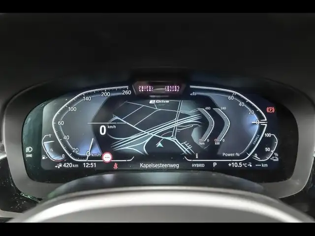 BMW 5 Series view 10