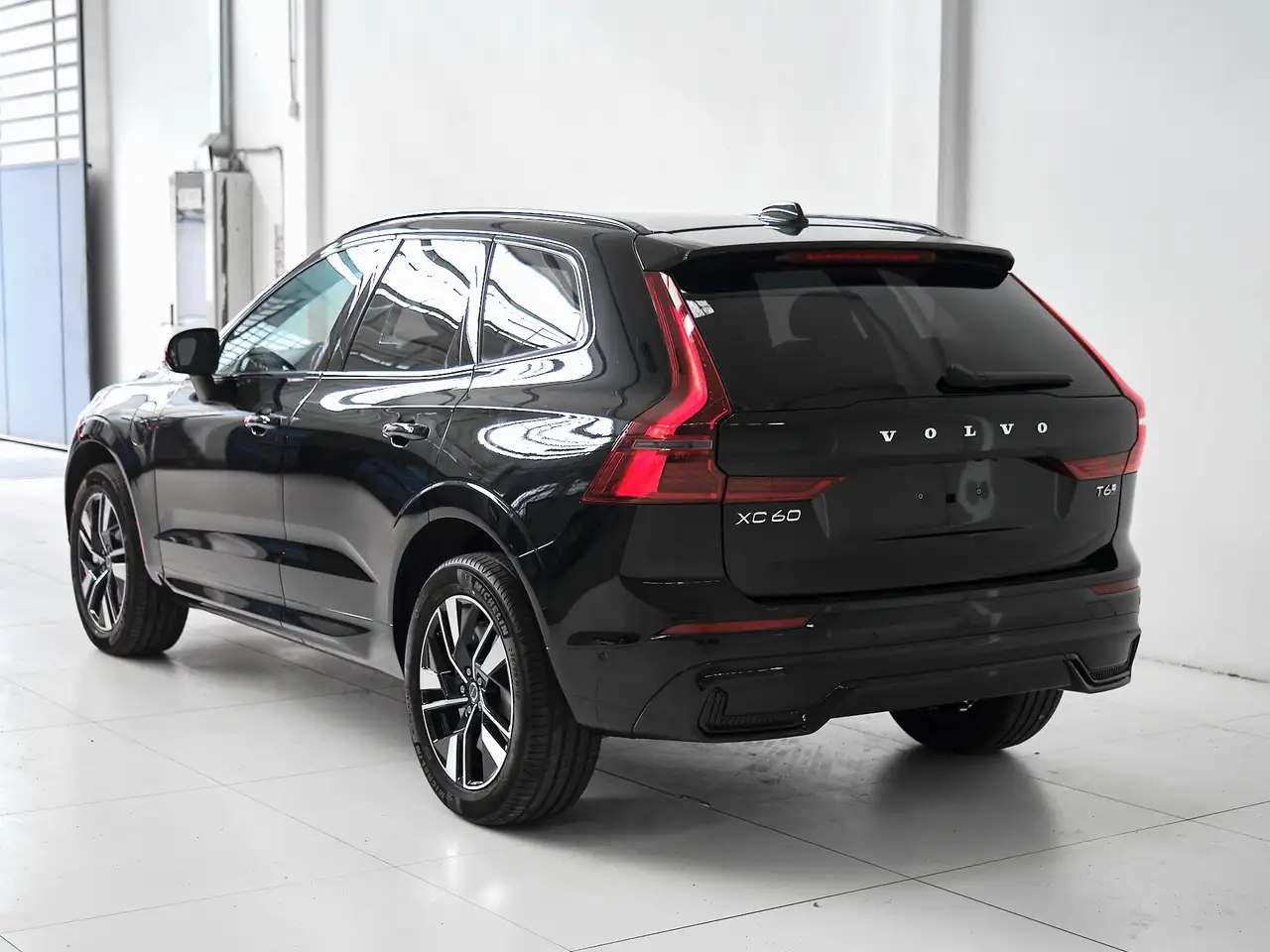 Volvo XC60 2026 — фото 7