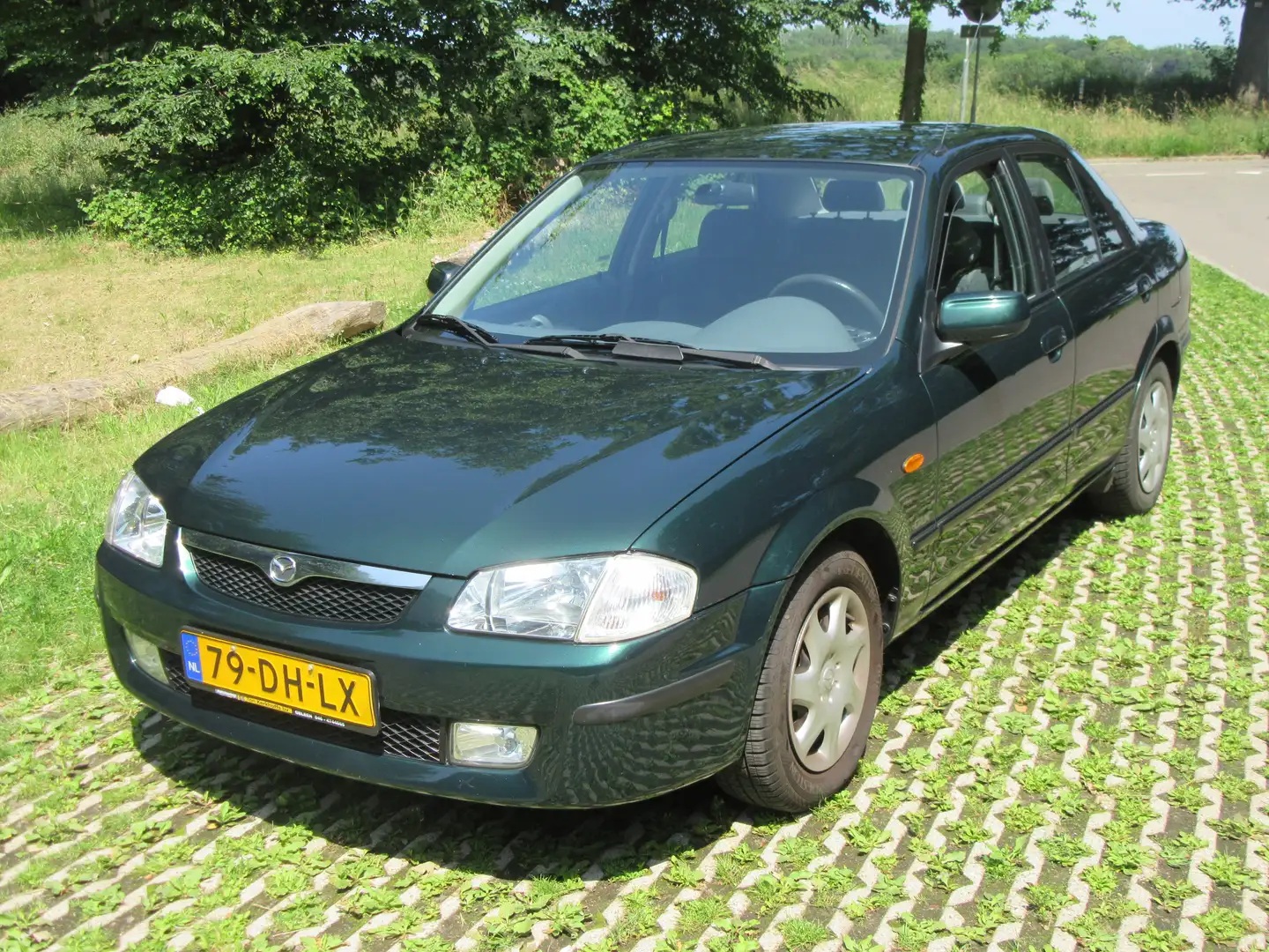 Mazda 323 323 1.5i GLS Groen - 1