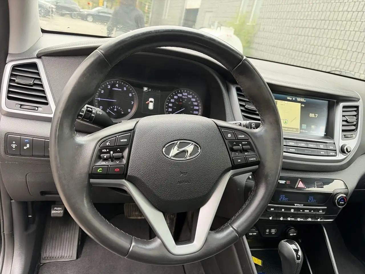 Hyundai TUCSON снимка Hyundai TUCSON