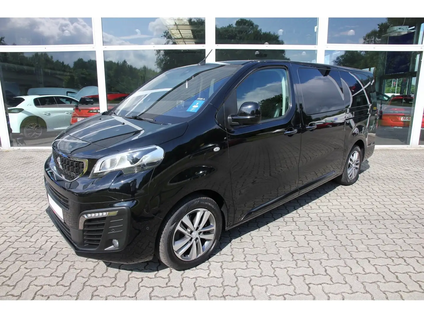 Peugeot Traveller L3 Business VIP BHDi 180 EAT8 Navi AHK Grijs - 1