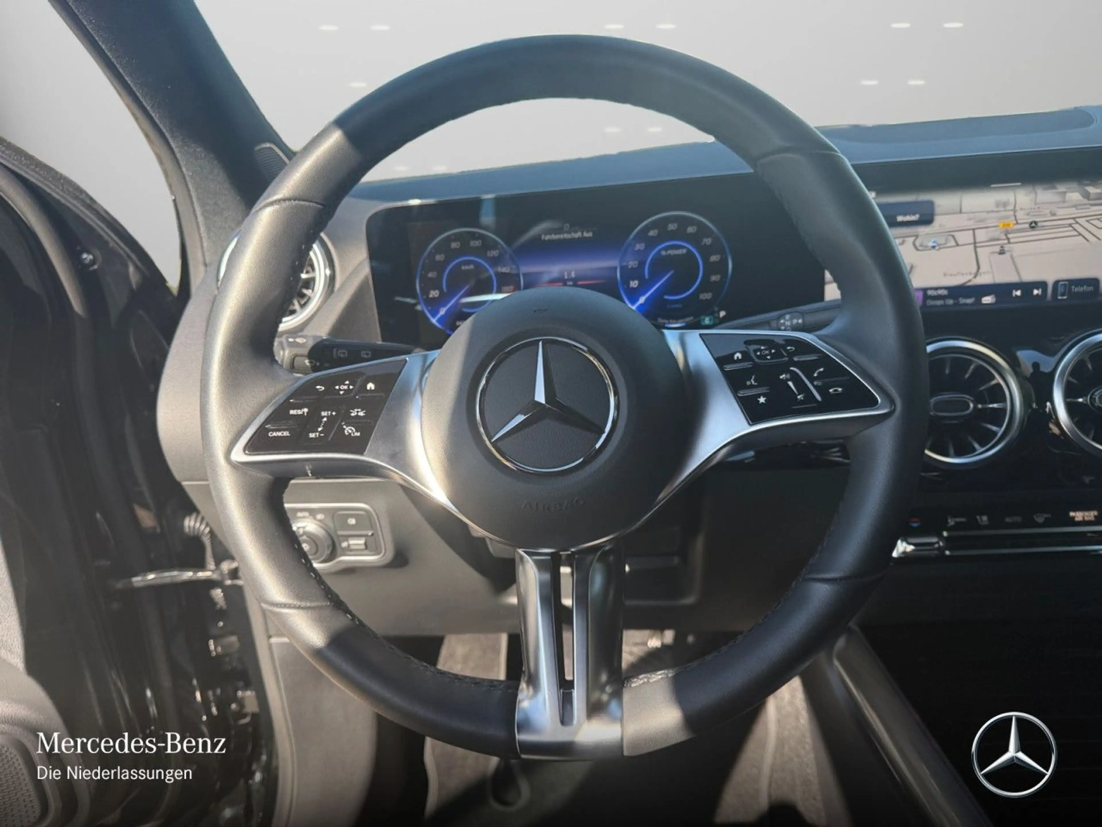 Mercedes-Benz EQA 250 PROG+ADVANCED+AHK+KAMERA+SPUR — photo 14