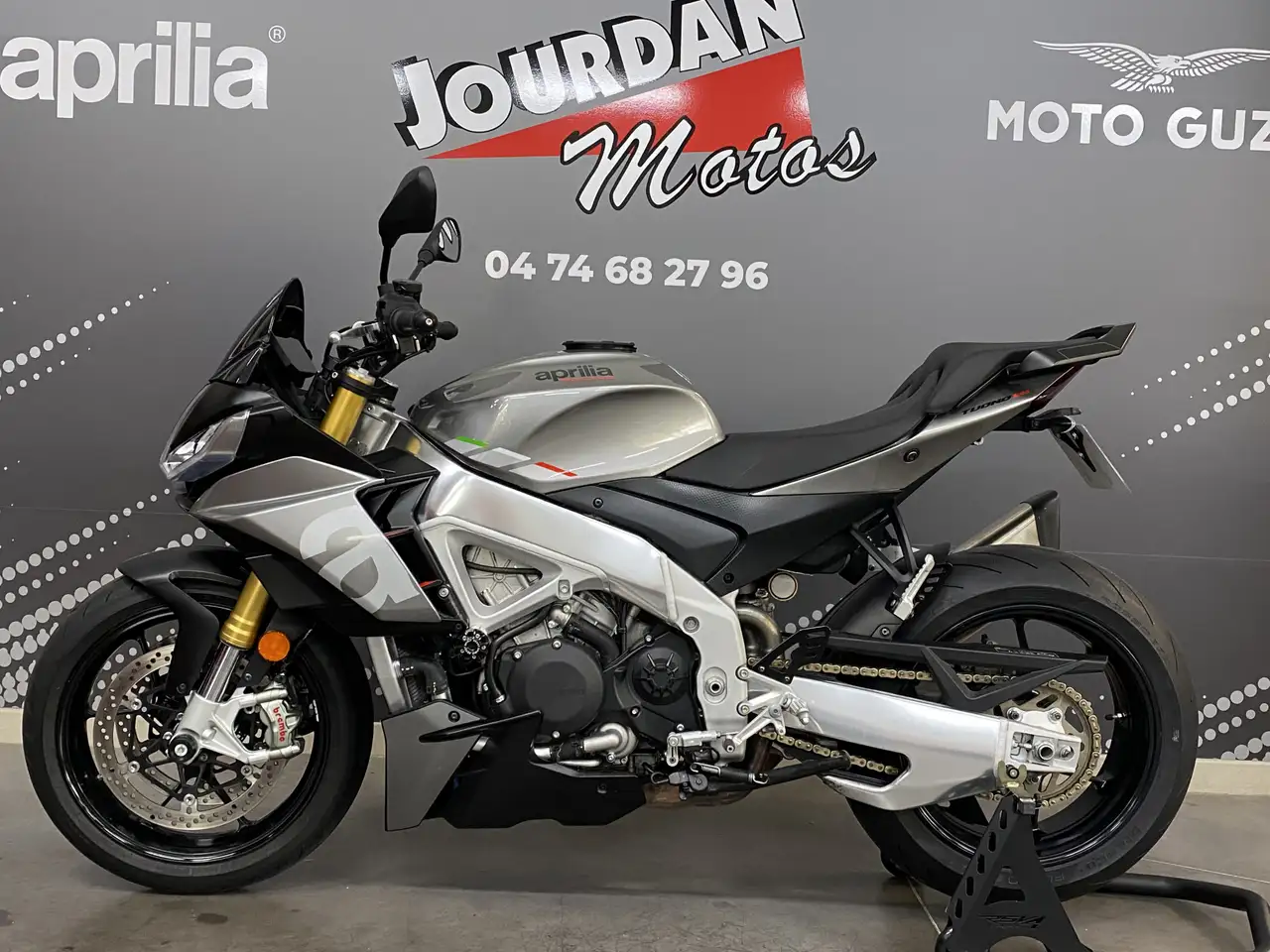 Aprilia Tuono