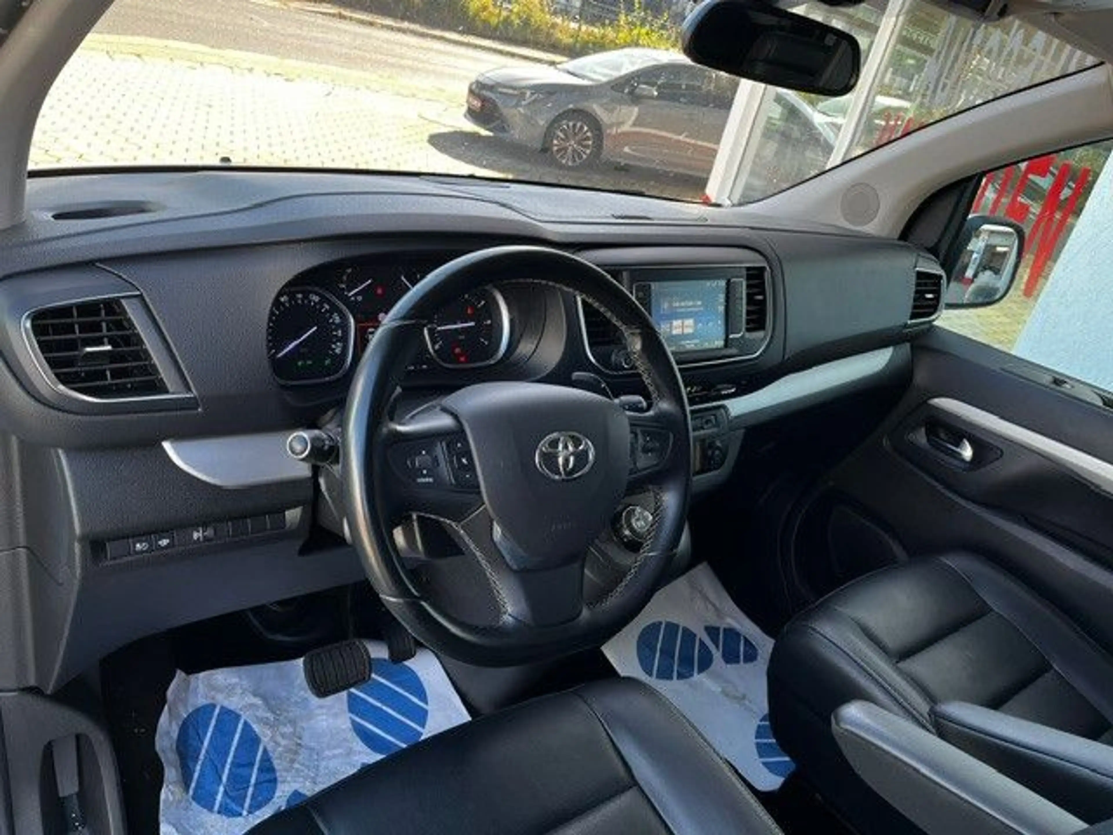 Toyota Proace Verso L1 Executive 7-Sitzer — photo 15