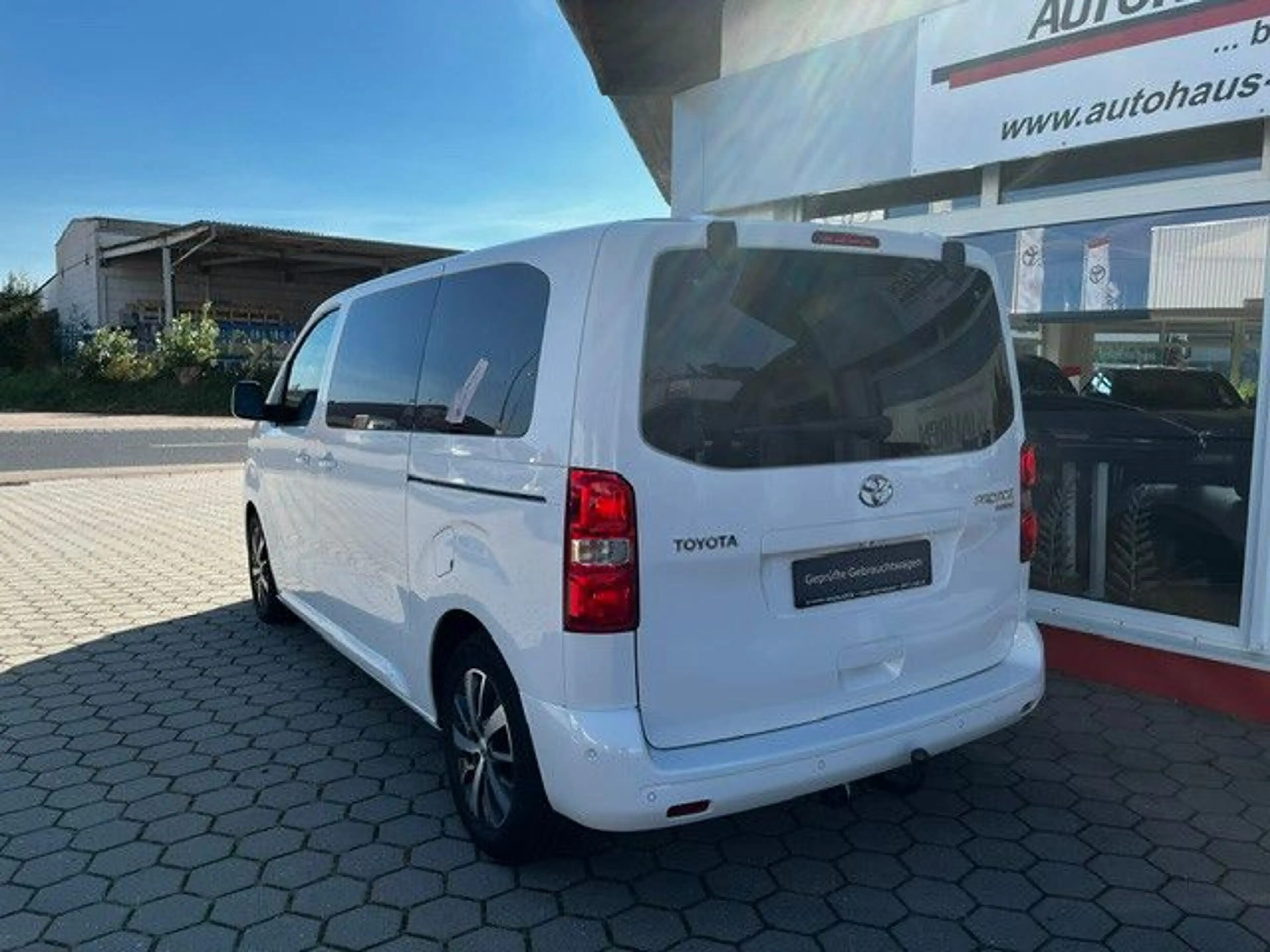 Toyota Proace Verso L1 Executive 7-Sitzer — photo 7