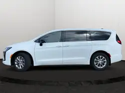 Chrysler Pacifica 2027