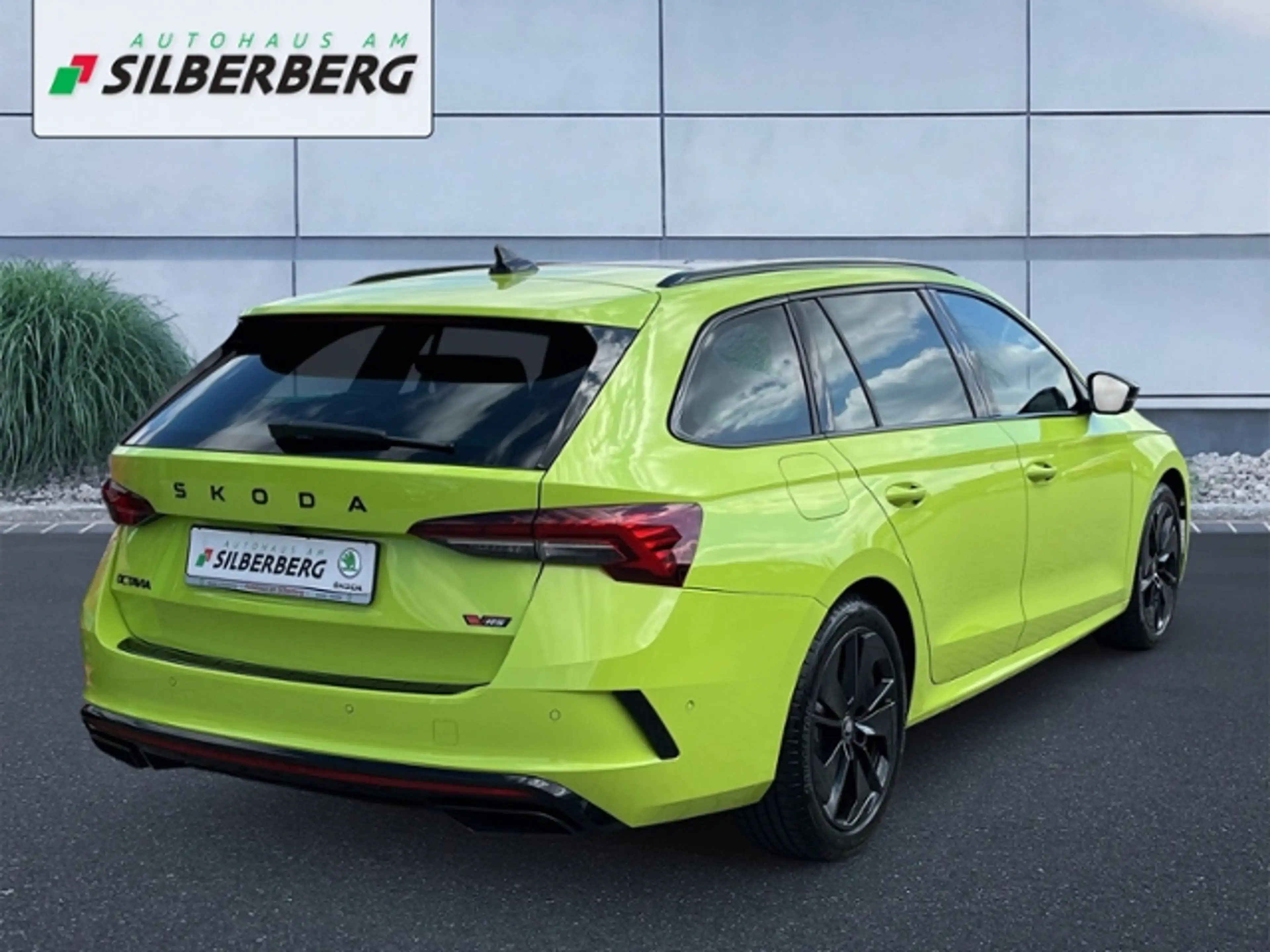 Skoda Octavia Combi 2.0 TSI RS PANO NAVI CANTON HUD Standhzg. — photo 4