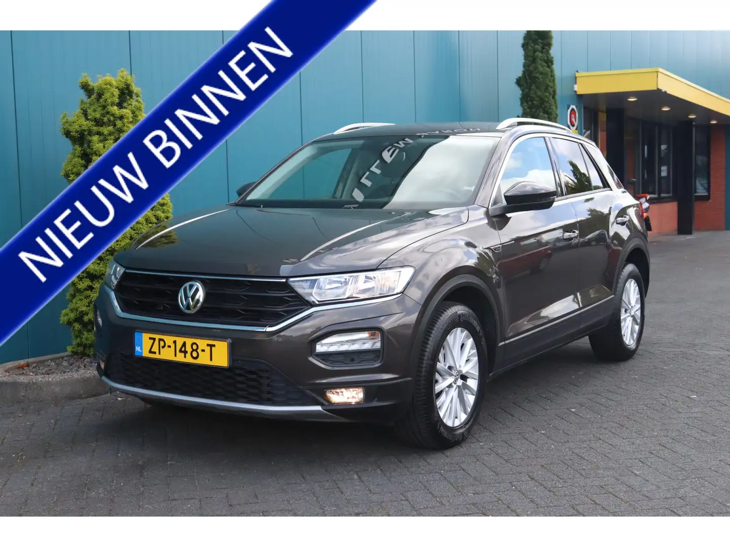 Volkswagen T-Roc 1.5 TSI 150 PK DSG AUT. Style Executive CARPLAY|CL Bruin - 1