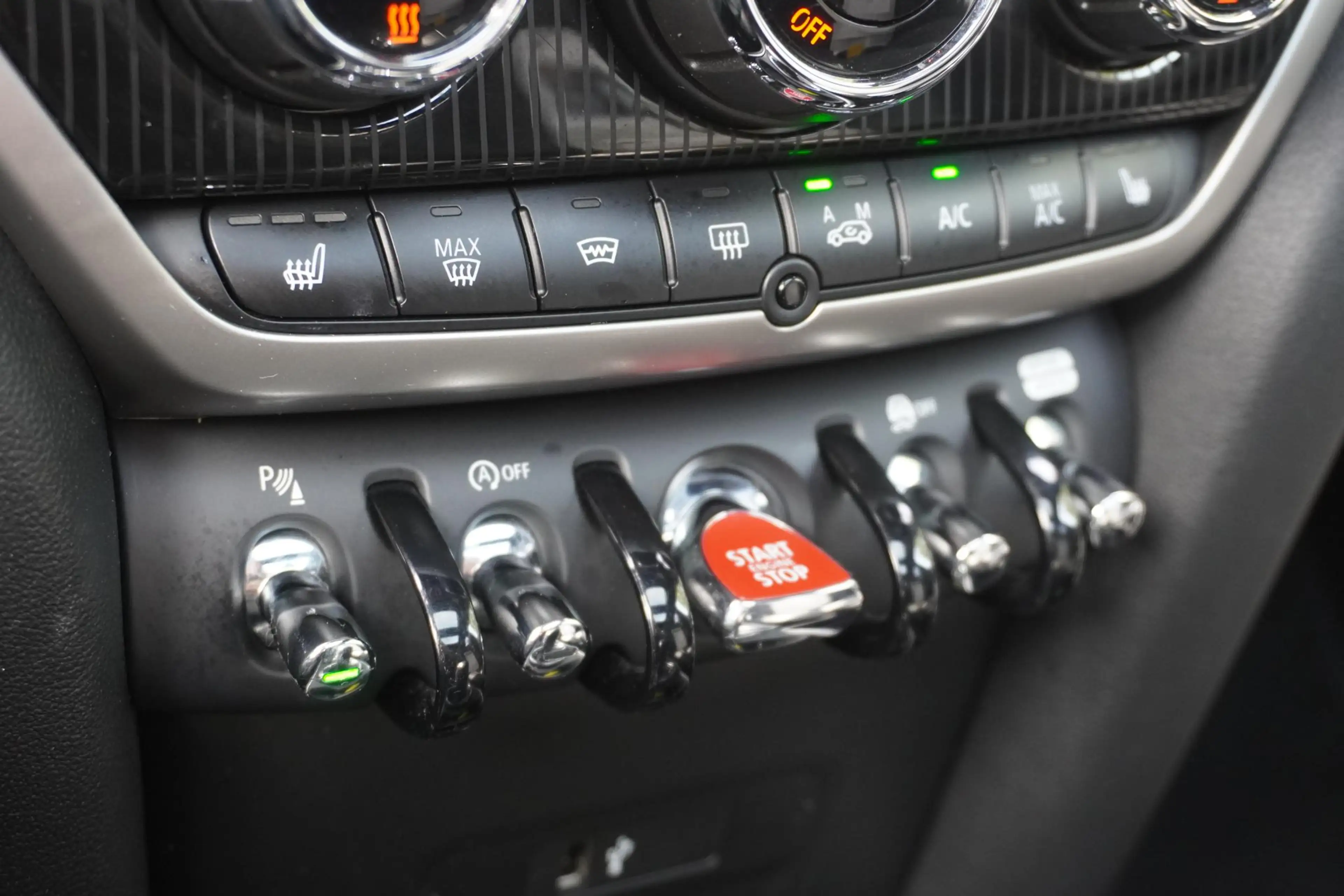 MINI Countryman C | Classic Trim | Comfort Plus Pakket | Driving Ass — photo 13