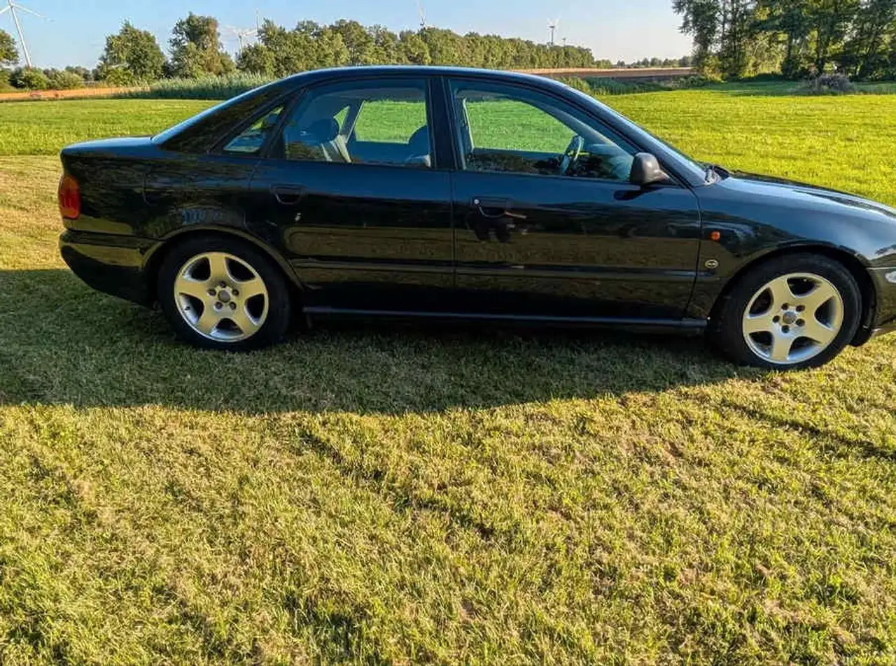 Audi A4 B5 1.8 125ps TÜV Neu ST Gewinde..., foto 1
