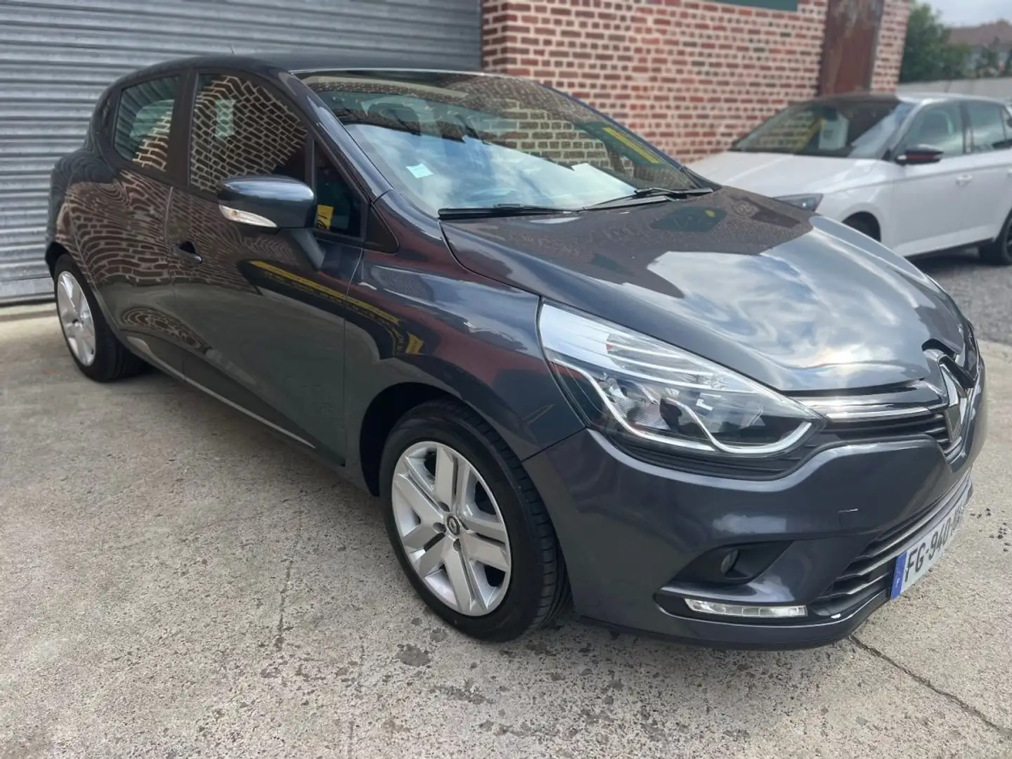 Renault Clio 1.5 DCI 90 BUISNESS Grijs - 2