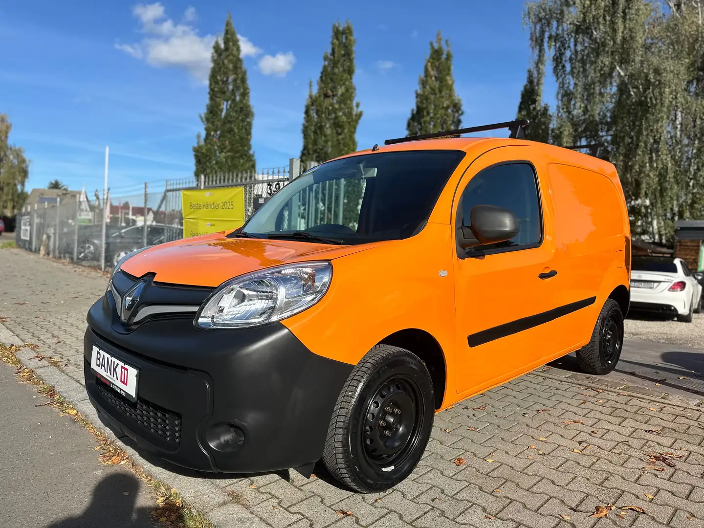 Renault Kangoo Rapid Extra,43.TKM,NAVI,KLIMA,ALLWETTER,6.GANG,TOP Orange - 1