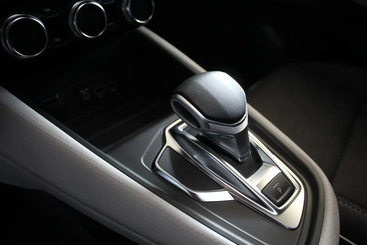 Renault Captur II 1.3 TCe 155 Edition One Automatik, миниатюра 17