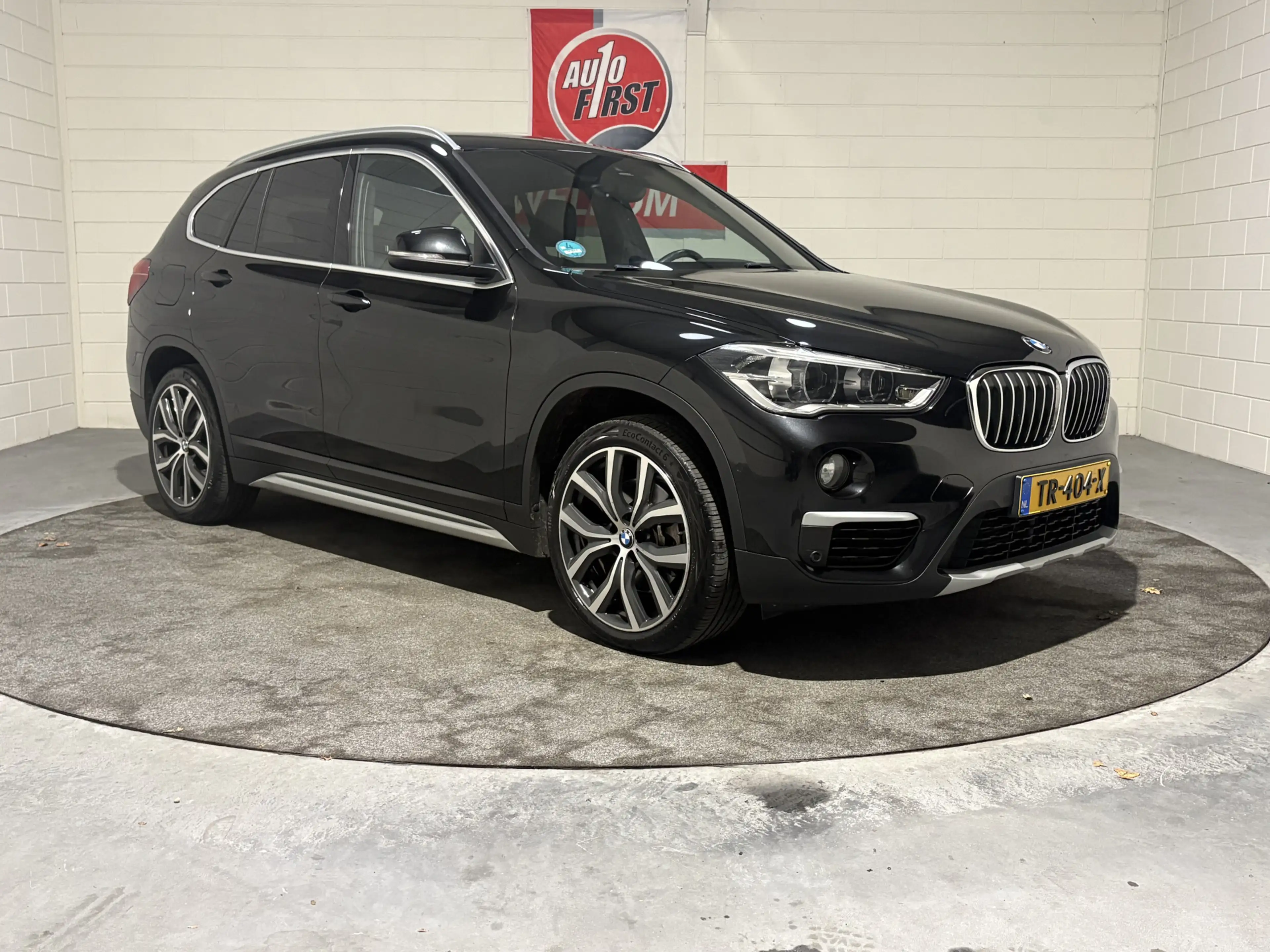 BMW X1 sDrive20i Orange Edition II, Leder, Cruise, Clima, — photo 6
