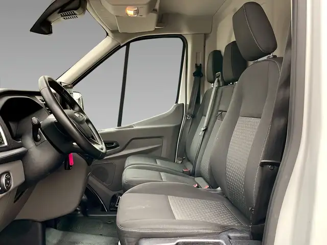 Ford Transit view 11