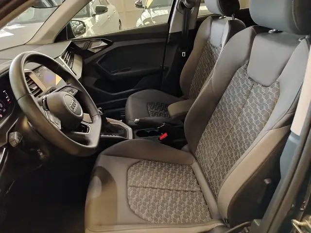 Audi A1 view 10